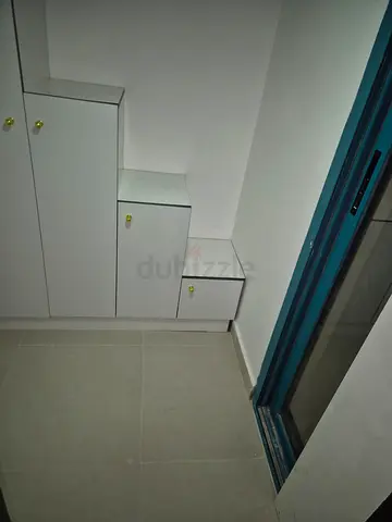 Monthly partition for rent