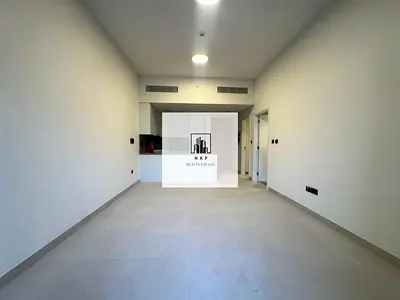 Big Size 1 Bhk Apartment With Balcony in Vida 1
