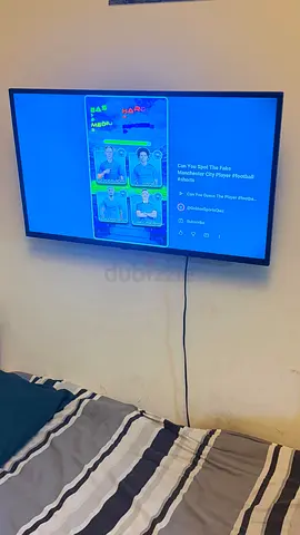 39 Geepas Wall-Mounted Flat Screen TV — Good Working Condition