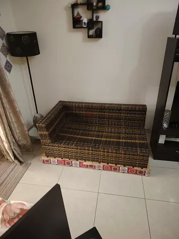 Compact two-seater sofa / loveseat in brown woven fabric