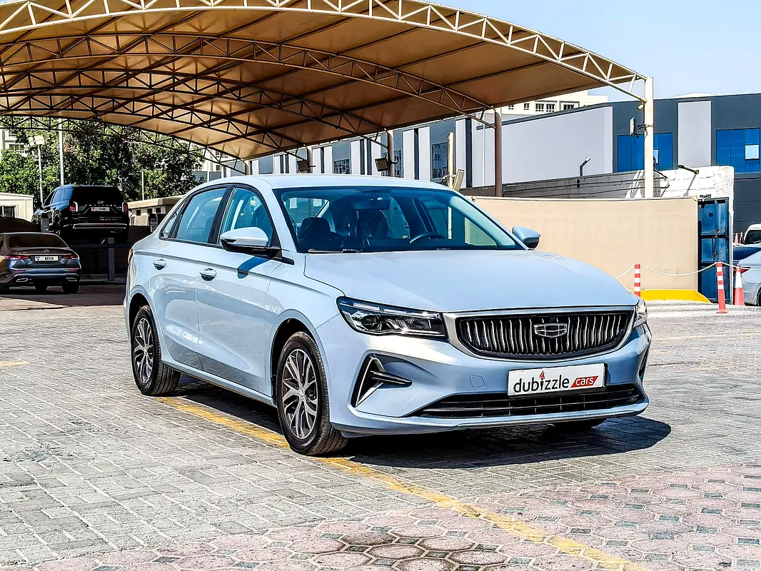 Geely Emgrand 2026 — photo 1 of 15