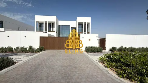 Ultra Luxury 5BR Villa on the Canal | Al Jubail Island