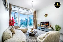 Ready to move I Price Negotiable I Near Metro