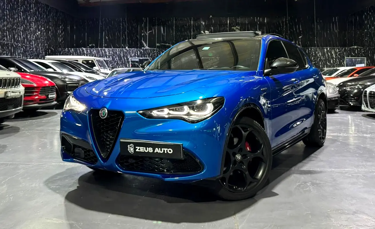 Alfa Romeo Stelvio 2024 — photo 1 of 20