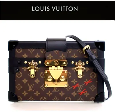LV Pettite Malle Monogram canvas. Leather. New