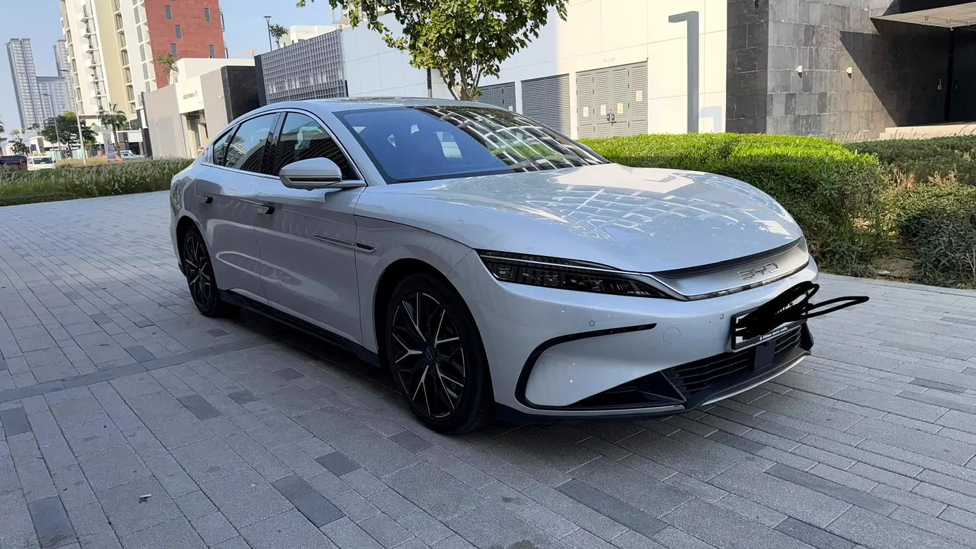 BYD HAN 2025 — photo 1 of 13