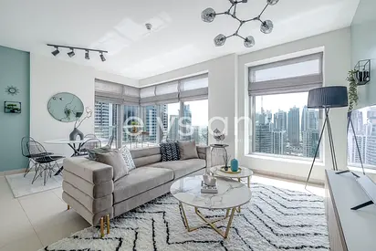 Marina View | Furnished | High Floor | June 15th