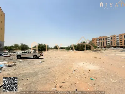 للبيع: أرض في المويهات 3 عجمان، شارع الأكاديمية، مساحة 20000 قدم مربع، استخدام G+4، موقع استراتيجي مميز، مناسبة للتطوير السكني أو التجاري، قريبة