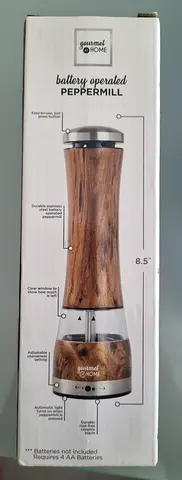 Battery Operated Wood-Effect Pepper Mill (Gourmet Home) - New in Box