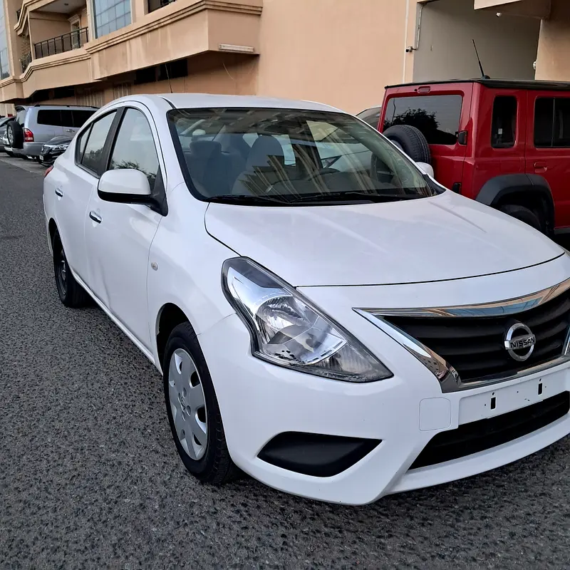 Nissan Sunny 2021 — photo 1 of 13