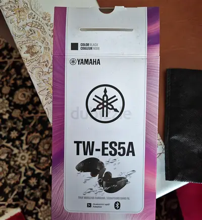 Yamaha TW-ES5A EARBUDS - Excellent Condition, hardly used.