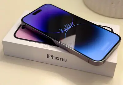 iPhone 14 Pro (with box) - Excellent condition