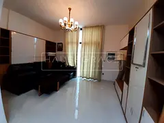 VACANT NEXT TO METRO FURNISHED STUDIO