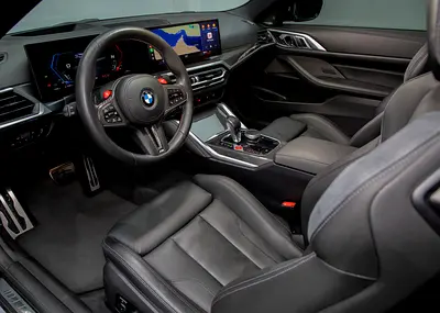 صورة 10 لـ 2024 BMW M4