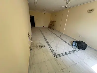 Investment opportunity in Al Majaz 2, Sharjah | 3-bedroom apartment with a living room, 4 bathrooms, and a master maid's room | Clear share ownership