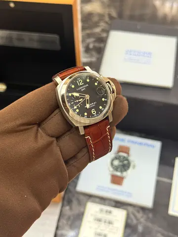 Panerai Luminor GMT