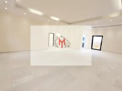 Private entrance 4MBR 1 floor villa with maid & driver room and private yard + parking