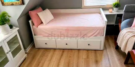 IKEA Hamnes Day bed with 3 storage drawers underneath and with 2 IKEA mattresses