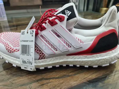 Unwanted gift, adidas ultraboost size 44.5