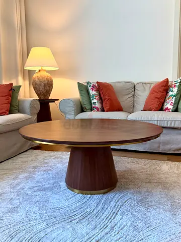 Round Wooden Coffee Table with Pedestal Base - Brand new