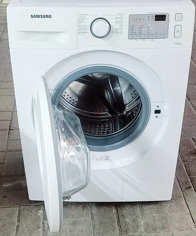 Samsung 7kg same like new price final 750