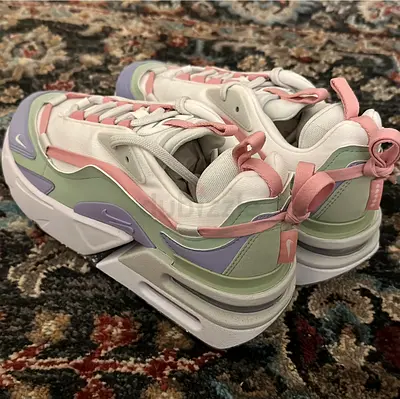 Nike Air Max Furyosa – Summit White / Purple – US 9.5 – Worn Twice