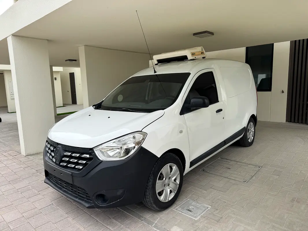 Renault Dokker 2022 — photo 1 of 6