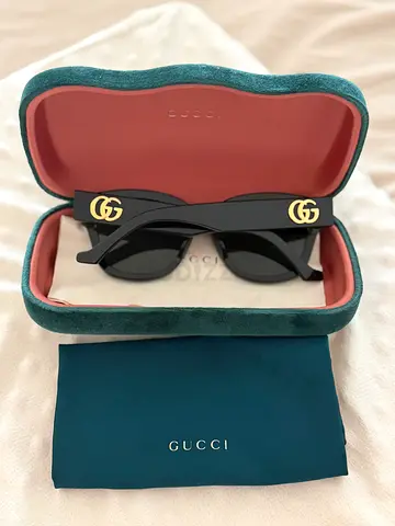 GUCCI GG GOLD LOGO SHADES