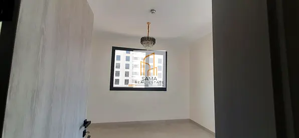 1bhk with Balcony 2 washroom available for family r43k