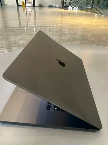Apple MacBook Pro 16-inch Space Gray (Amazing Condition)