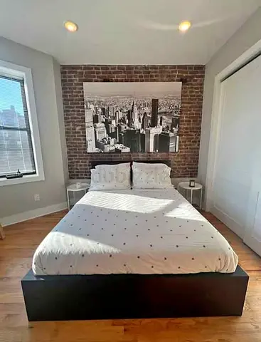 IKEA Black MALM Queen Storage Bed with IKEA Mattress 160 x 200 cm