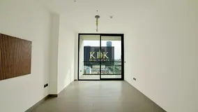 High Floor | Great Location | Ready to move