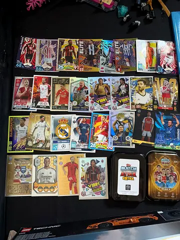 (Cash only) football cards rare old