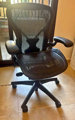 For selling Herman Miller Aeron chair Ergonomic Office  size B and C Fully Loaded available