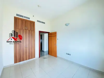 UPTO 1000SQFT // FRONT OF METRO. SPECIOUS 2BHK OFFICE