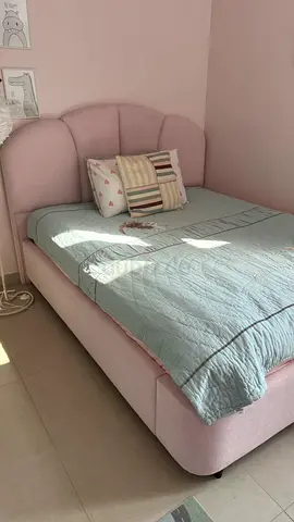 Bed with mattress 160x200