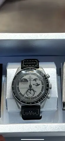 Omega Swatch Mission to Earth Phase, with box and bill