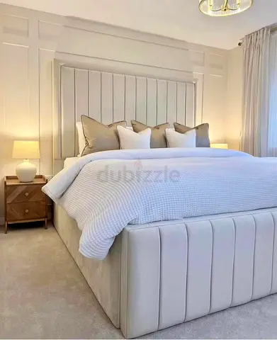 Primium Quality Queen size fully customisable bedframe in soft Valvet Fabric Storage can be install