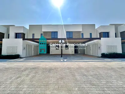 3BR Townhouse | Beautiful Community | Prime Location Noya Viva