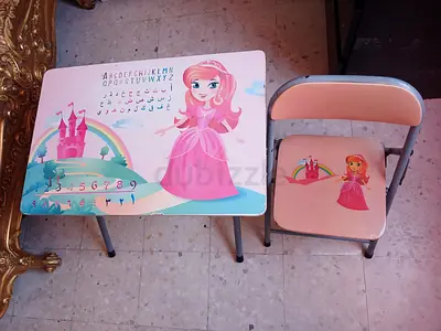 Kids study table and chair set with princess design - good condition