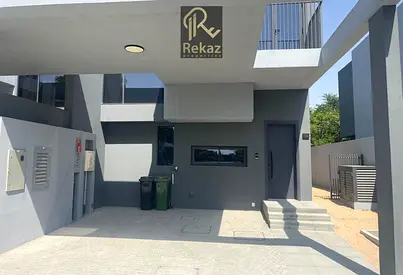 For Rent _corner unit | ready to move 3-bedroom th _Masaar |