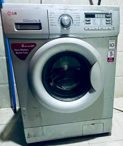 LG full automatic washing machine 7kg