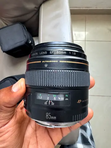 Canon lens 85mm 1.8 and 14mm 2.8