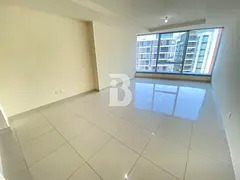 Vacant | Luxury Living|Spacious Layout| Prime Area
