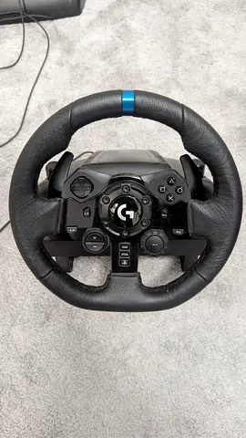 Logitech G923 Racing Wheel  Pedals + Shifter Bundle (PS5 / PS4 / PC)