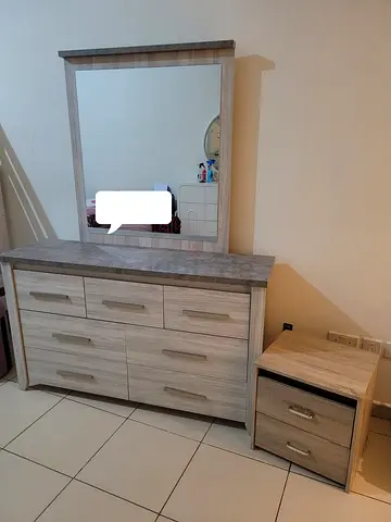 Dresser