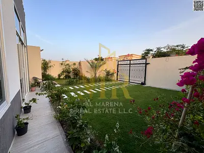Al Muwaihat 1, a corner villa on two streets, on an area of ​​5700 square feet, with a majlis, living room, separate external annex, and 5 rooms. The