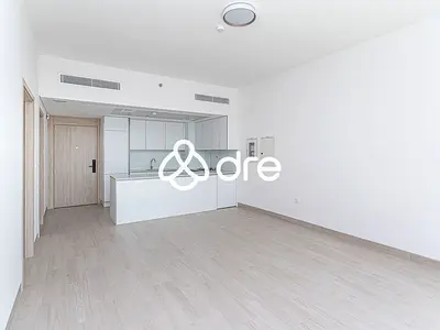 Modern Layout | Ready to Move | Bright Unit