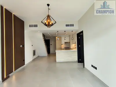 Luxury 3BR Duplex with Kitchen Appliances Huge Size Near To Exit