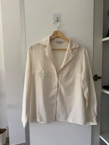Cream Long Sleeve Button-Up Shirt, Size M
